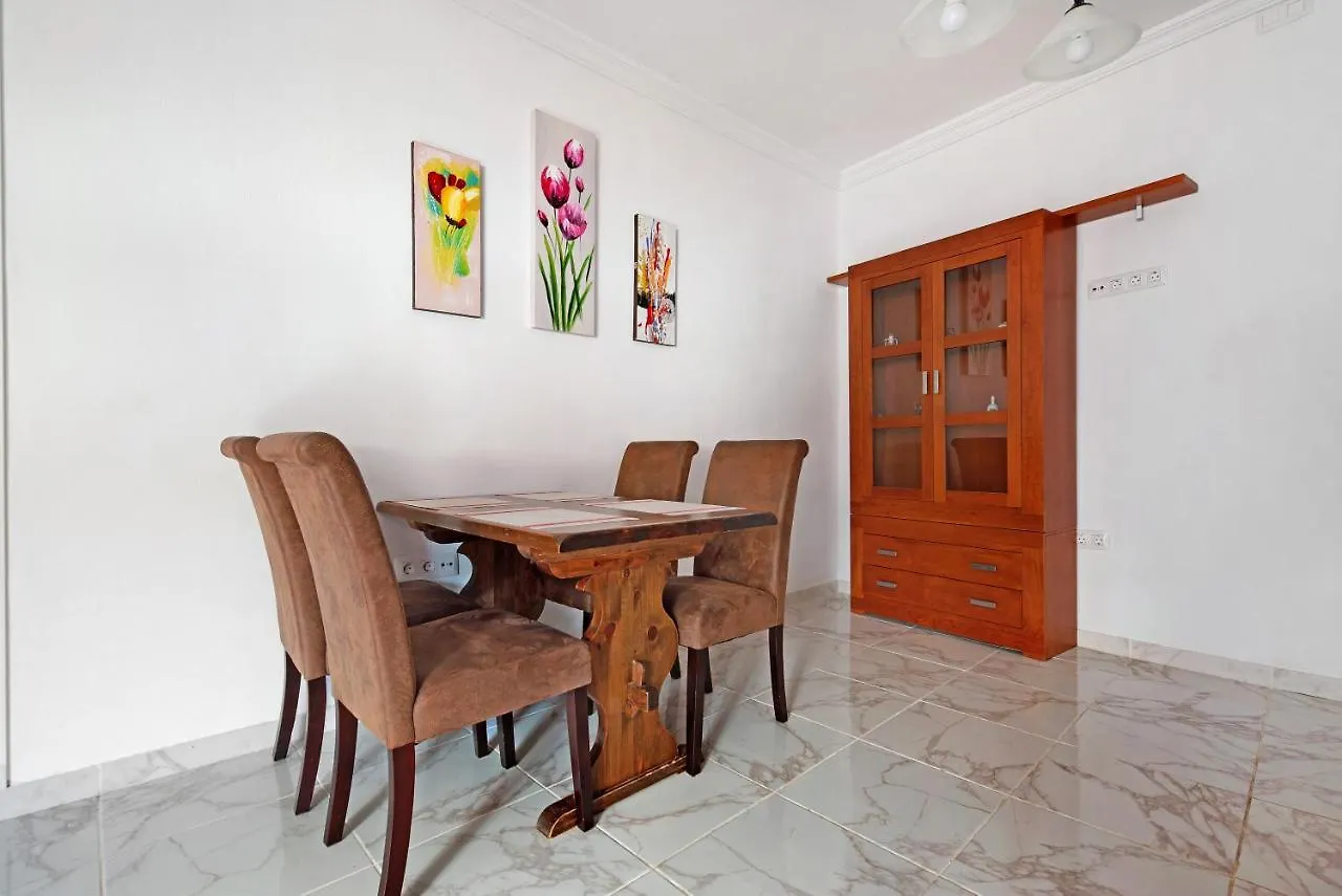 Casa Auxilia Villa Araya  Vakantiehuis